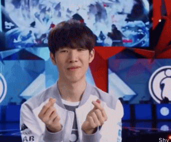 theshy被神化?韩服黑历史被揭露,本人不予否认,粉丝却说是小事!