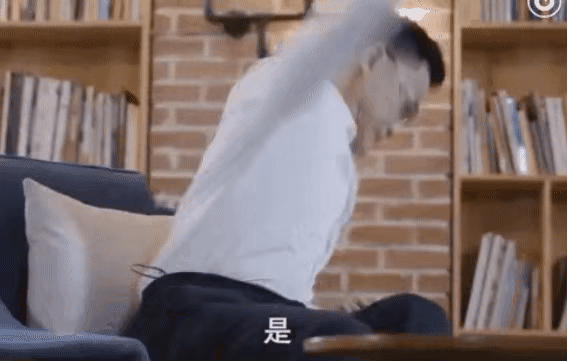 李国庆这一年:发信到摔杯夺印，一度表示不会回当当