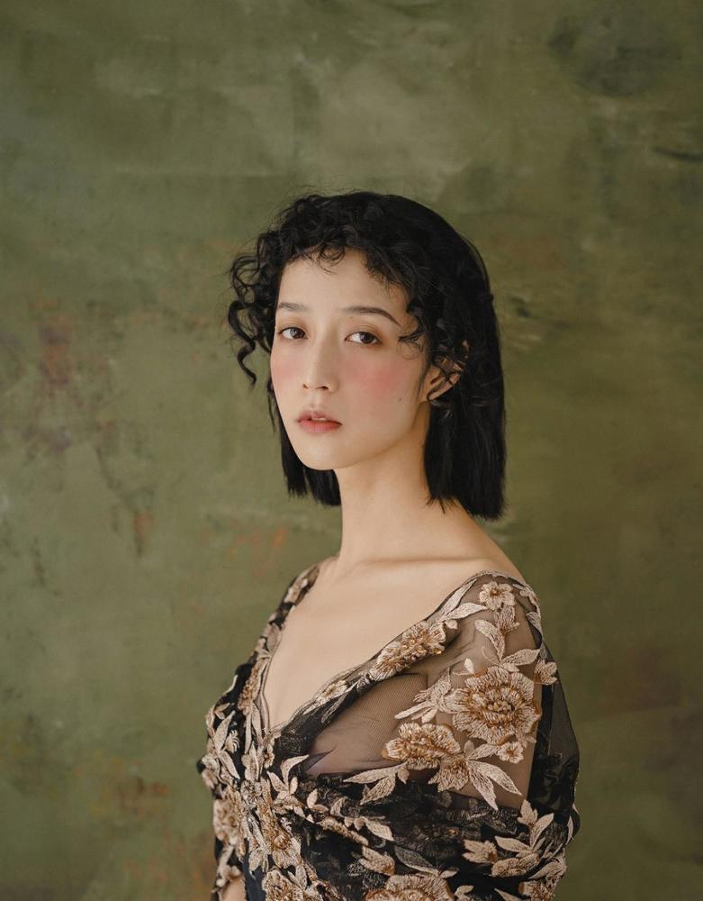 油画感写真,少女化身画中人