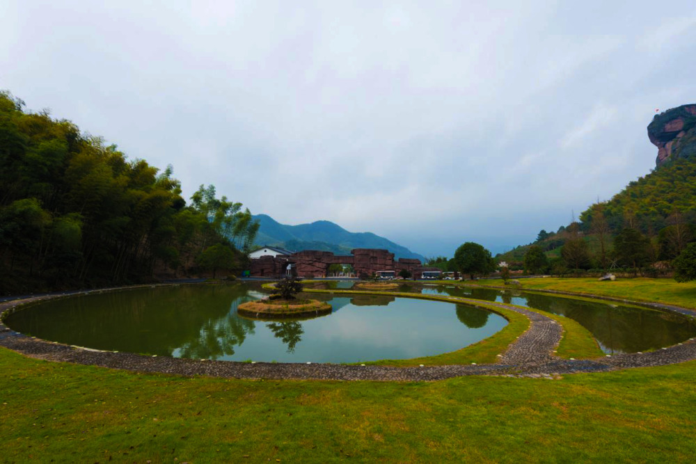 号称"天下第一赤壁"藏在浙江这个国家级风景名胜区里