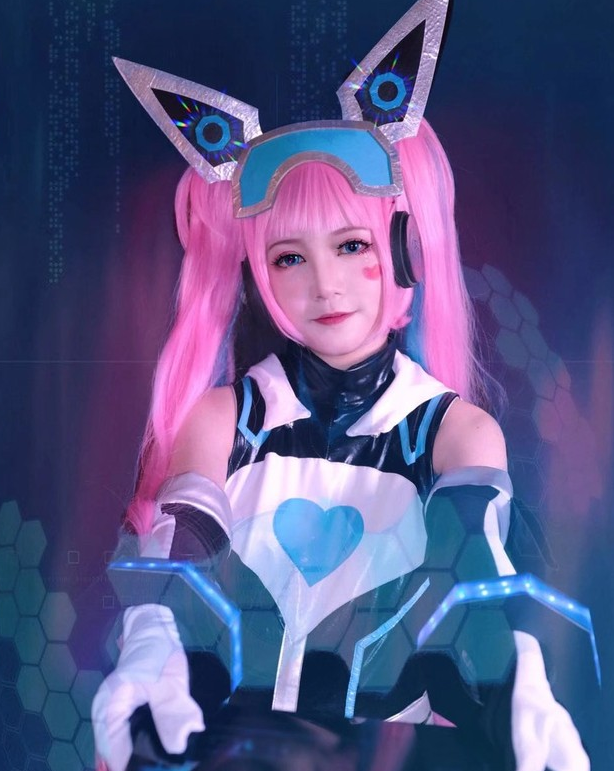 cosplay:安琪拉心灵骇客 耳朵萌萌哒超可爱