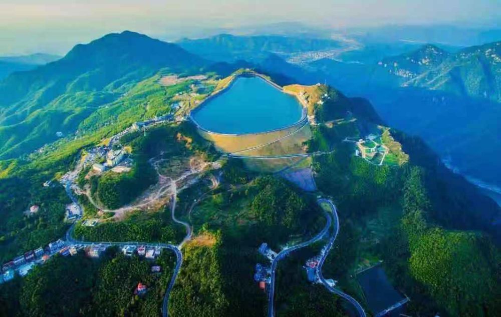 安吉大竹海,江南天池,中南百草原……湖州旅游资源丰富,景点众多!