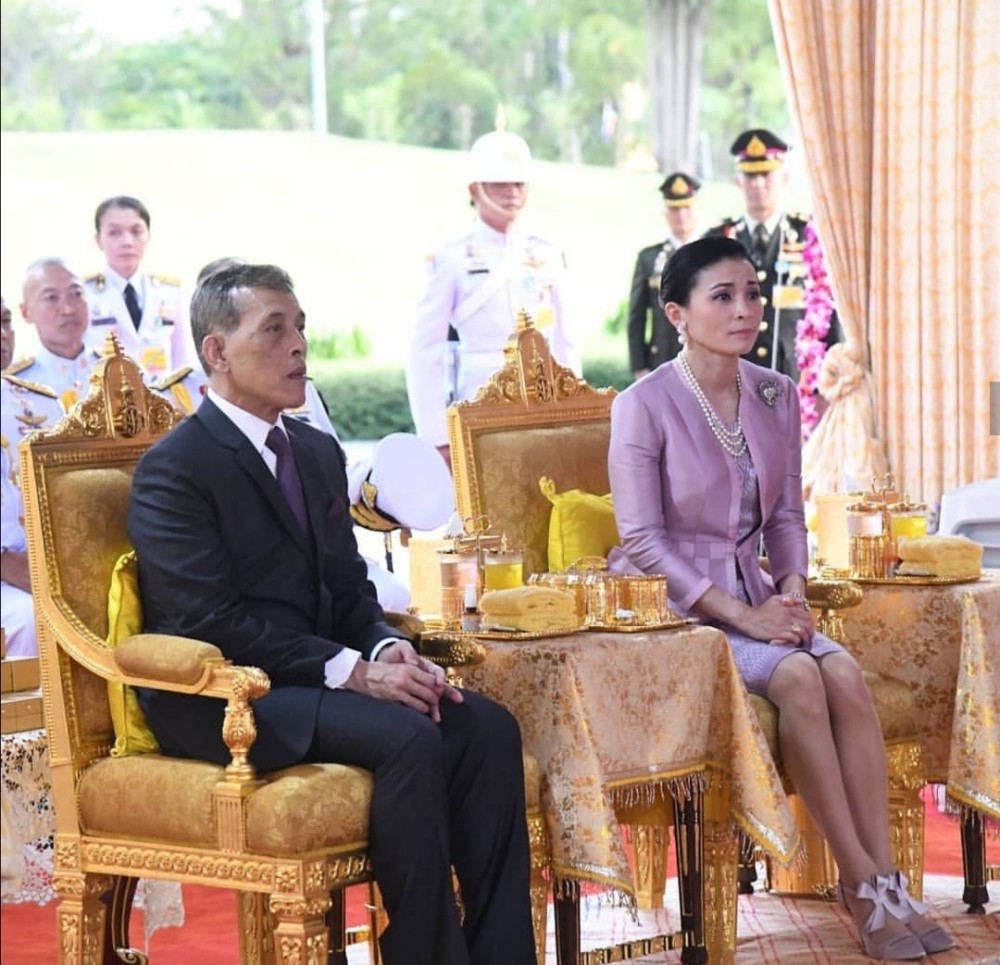 国王,玛哈·哇集拉隆功,香芋紫,泰国,苏提达王后,苏迪达