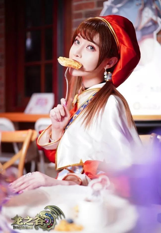 cos美图:龙之谷——艾琳,想守护小姐姐的笑容呀!