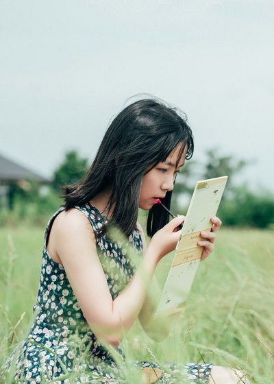 青春唯美少女,户外清冷气质写真