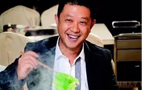 出钱开火锅店,发财后被抢走1百多亿,现海底捞市值破2000亿