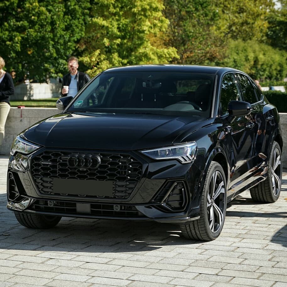 全新奥迪q3 sportback海外实车 运动的轿跑风
