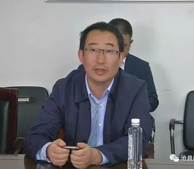 沧县县长李军强调研部分产业发展情况