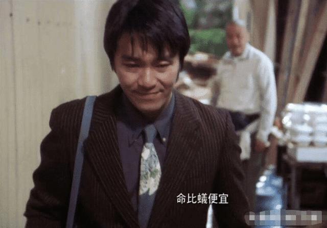 这5大镜头已上教材,周星驰苦笑,文章一抹邪笑,他的濒死抽搐!