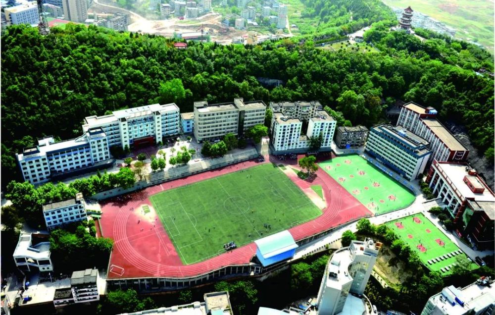 一,高中学校 南充高中 南部中学南充十中 阆中中学  白塔中学  宏德