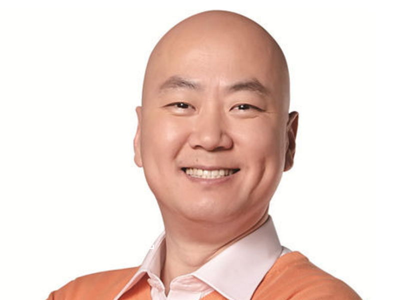 郭冬临跟林俊杰只差一顶假发,神相似让人惊讶,网友脑洞太大了
