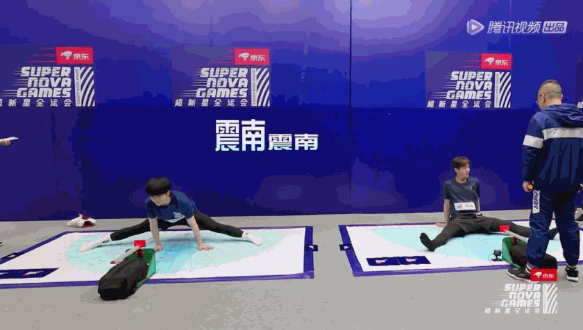 周震南,这劈叉有点难