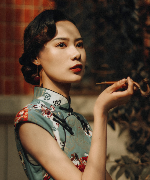气质唯美复古风美女,秀发漂亮容颜无敌