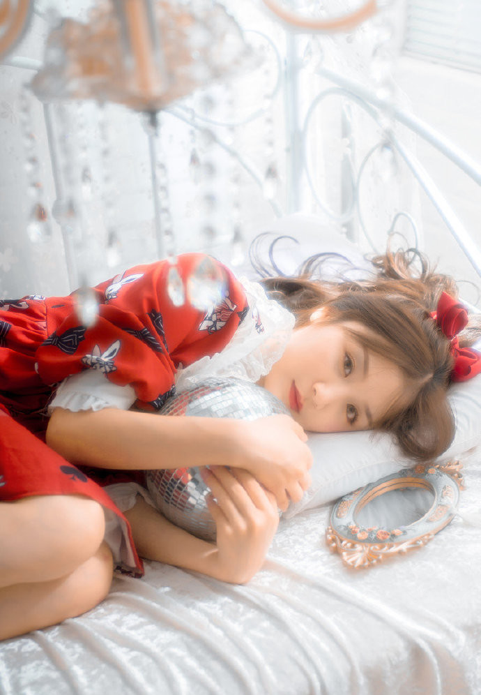 小甜心萝莉美女,白皙娇嫩私房图片照