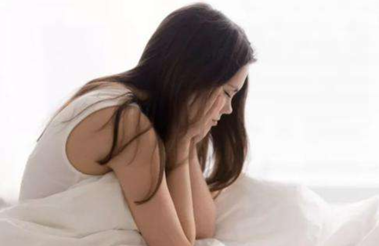 女生来"例假"前,身体会出现这"4信号",全中快准备卫生