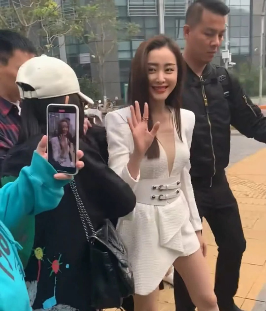 张天爱,哎呀好身材,张天爱穿搭,太子妃升职记,中国机长