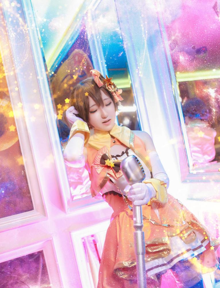 灰姑娘本田未央cosplay 看点快报