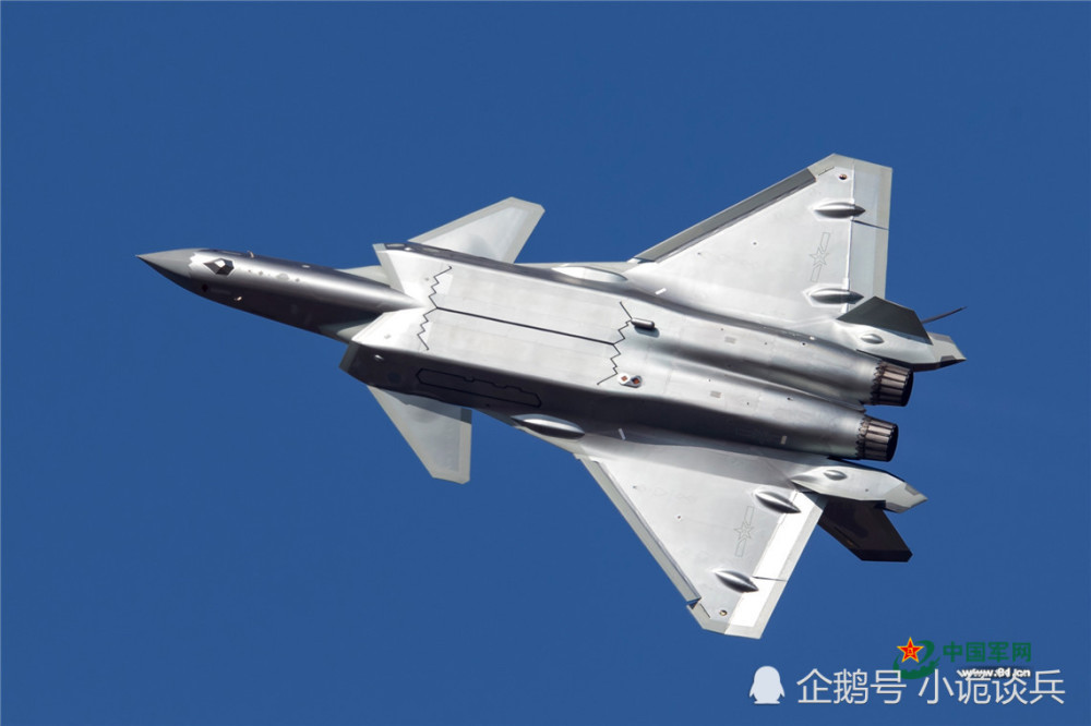 歼20高清航展图集!全动垂尾大角度偏转!