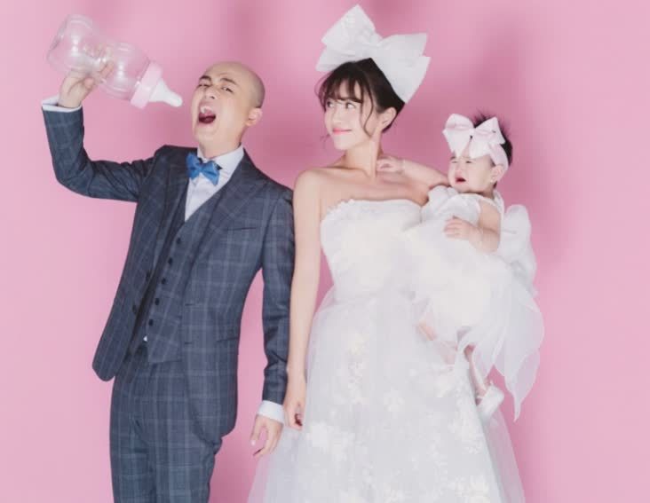包贝尔包文婧再曝婚纱照,风格调皮可爱