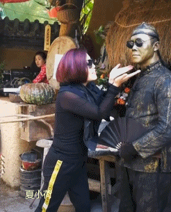 5.作为一名铜人,咱能不能矜持一点,美人计都抵挡不了啊!4.