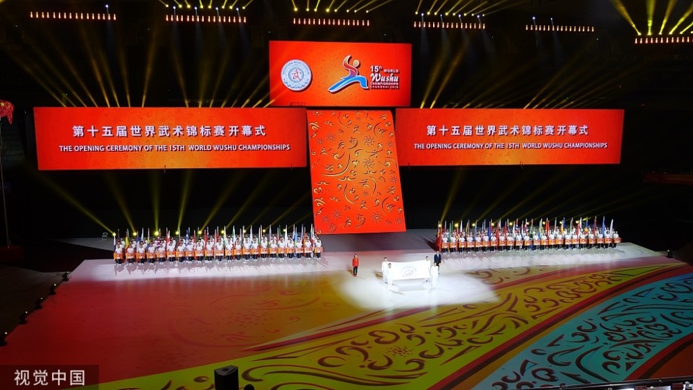 56岁李连杰出席第十五届世界武术锦标赛开幕式,为武术