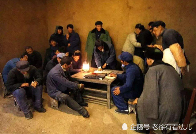 停交13年后,多少人还记得"交公粮"的情形?农民:这辈子