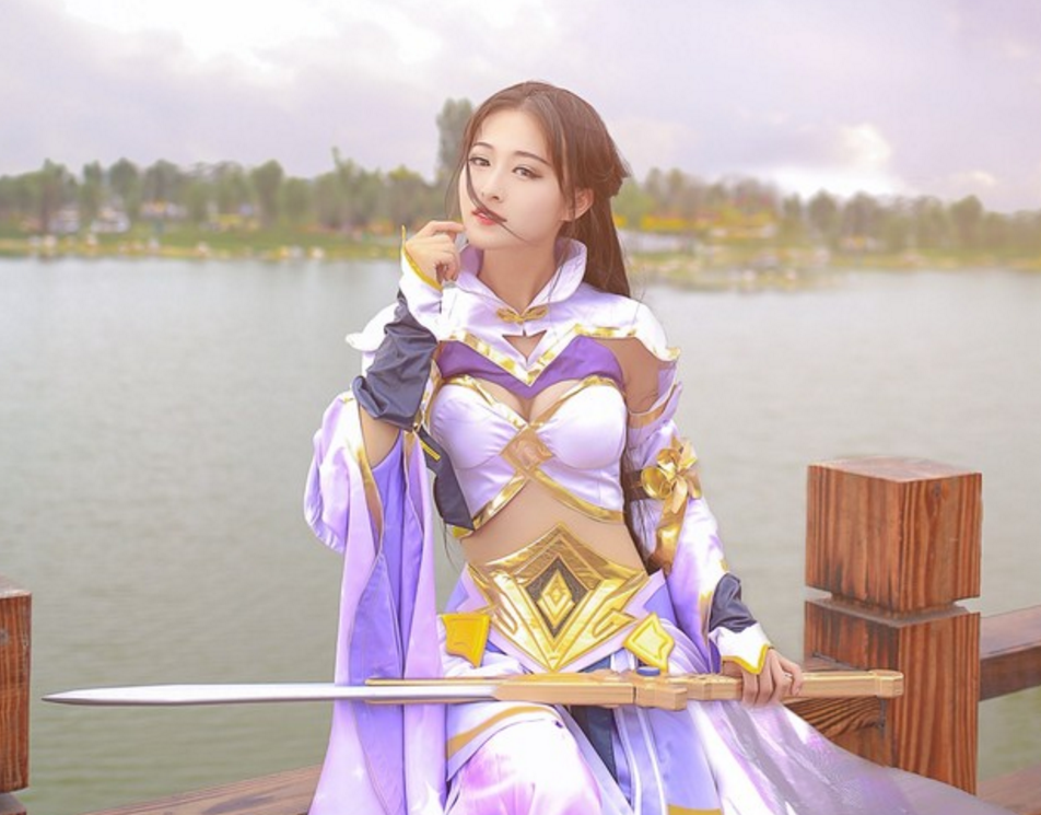 cosplay:王者荣耀 紫霞仙子露娜 神还原