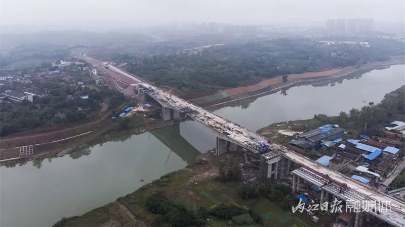 黄荆坝大桥及连接线工程 起于内椑路,经乐贤半岛,止于东兴区椑木镇