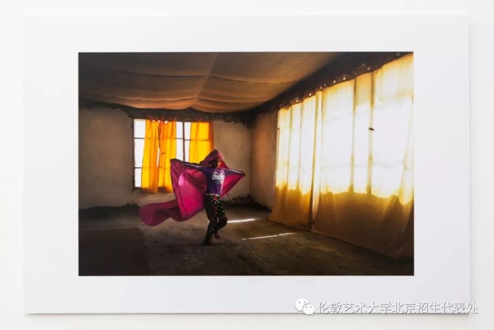 伦敦艺术大学官方讲解:作品集是如何炼成的!