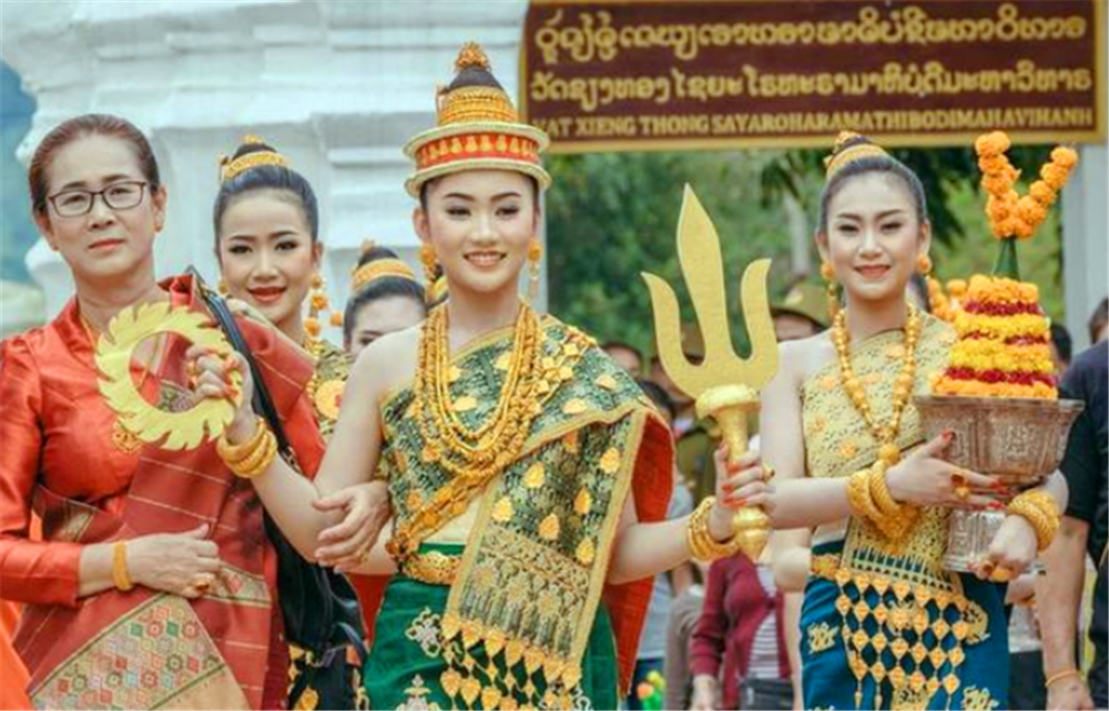 中国的傣族和泰国傣族是一个民族吗?