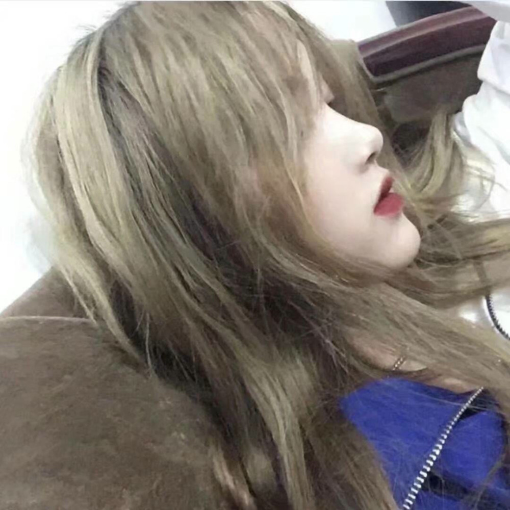 ins风·女生头像:从没在一起和最后没在一起,哪个更遗憾?