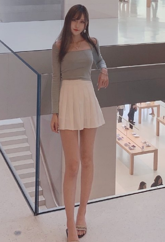 腐团儿,游戏主播,腿,鞋,裙子