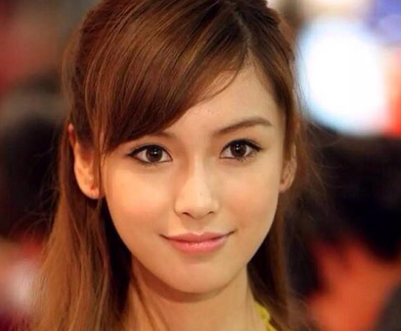 angelababy早期照片,angelababy早年照片 angelababy早期照爆出,这嫩的简直能掐出水来,学生清纯味十足!