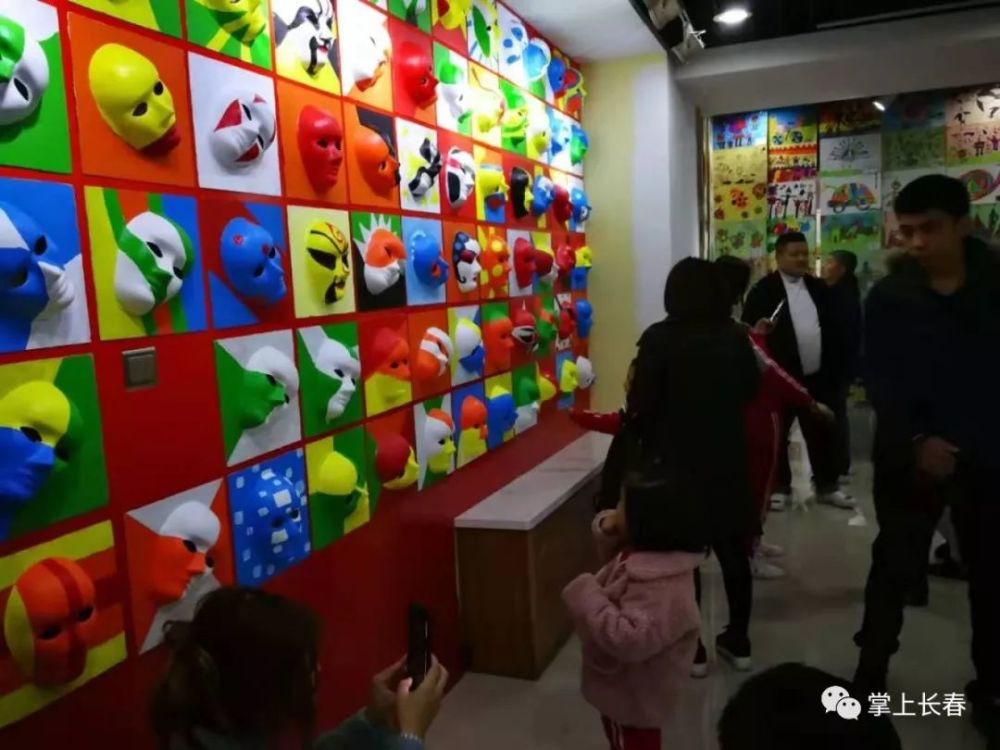 这是一场有爱的儿童画展,让艺术与慈善不期而遇