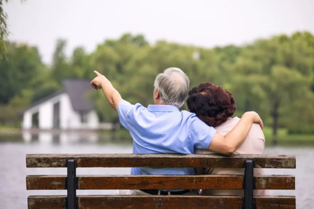 80%丧偶老人希望再婚:老年人4大真实需求,你都知道吗?
