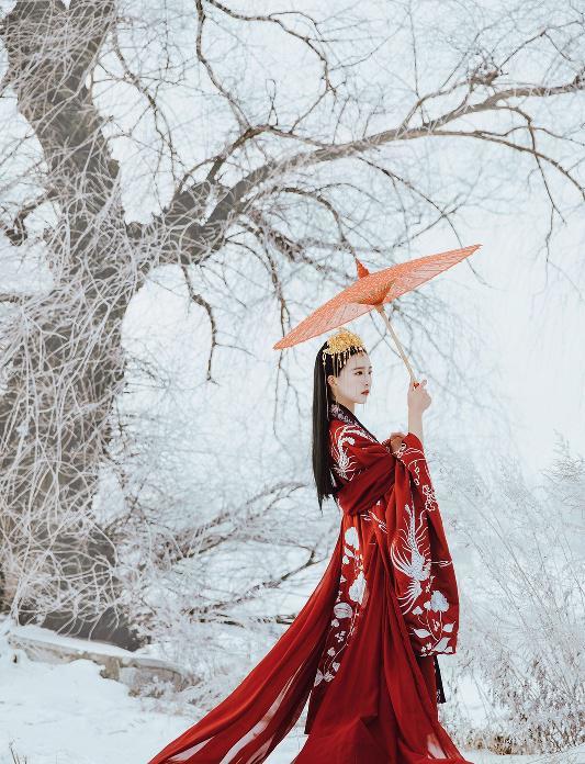 花嫁衣裳汉服美不美 看点快报