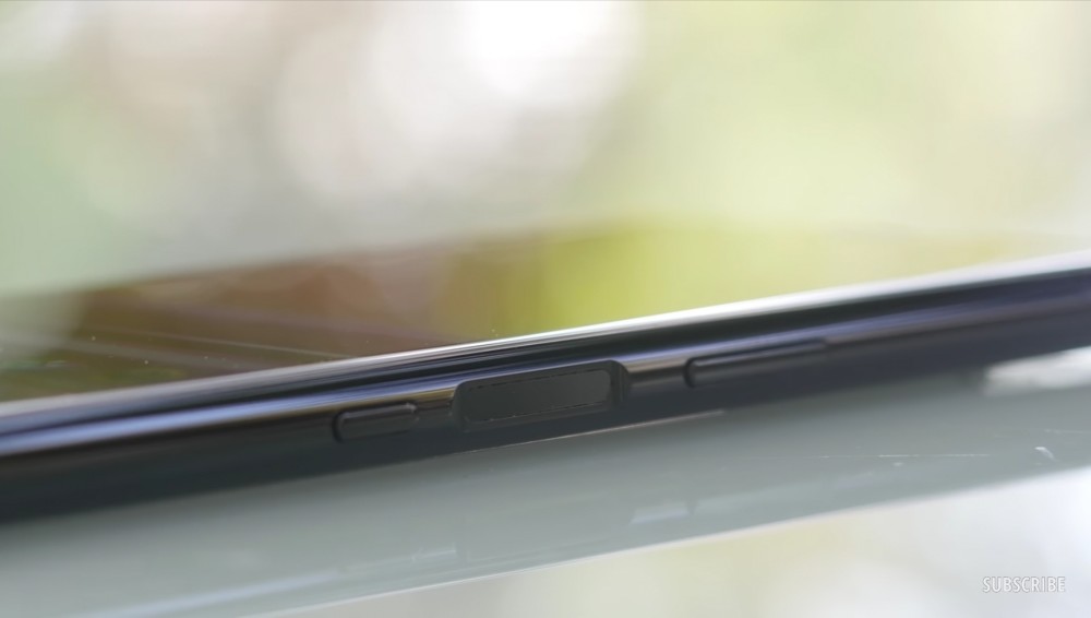 索尼xperia 5,不像其他手机的手机,拍摄和屏幕是亮点