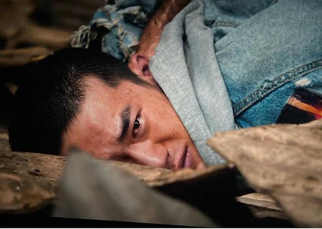 都在说《少年的你》,我们更关心易烊千玺的眼神杀如何