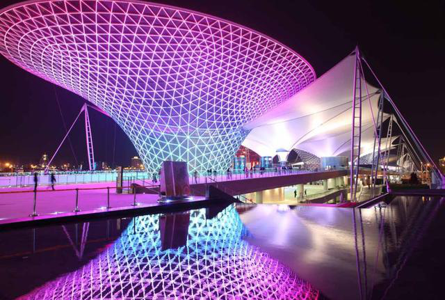 轰动一时的上海世博会,耗资450亿修建的展馆,如今变成