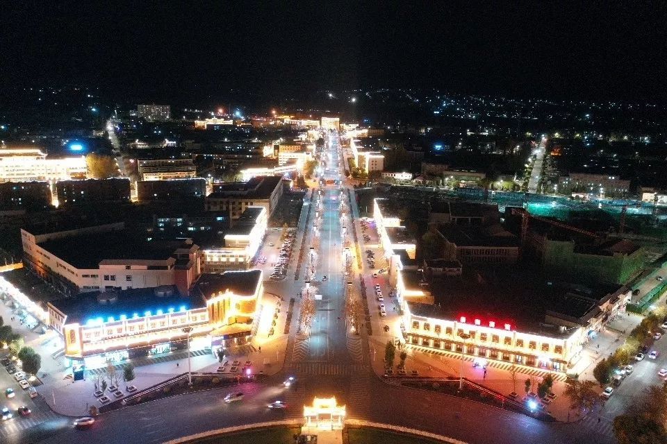 八卦城的夜色