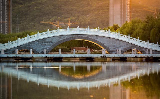 静静地平板桥