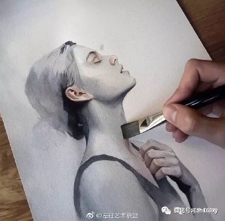 水墨韵味的水彩人物肖像画冷色系水彩人像插画