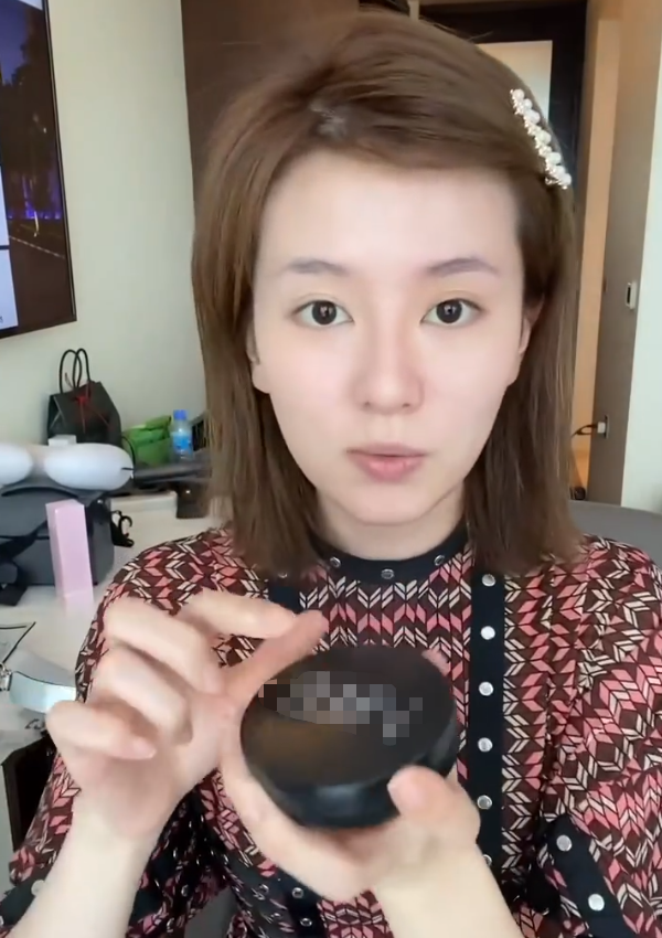 为证明自己没整容,乔欣全素颜出镜,看清脸的那一瞬间粉丝懵了