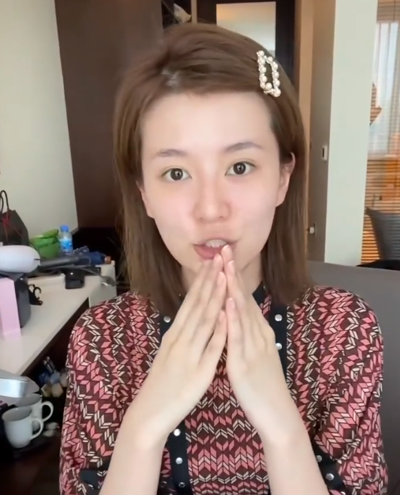 乔欣为证自己没整容,故意素颜出镜,看清镜头特写都觉得委屈