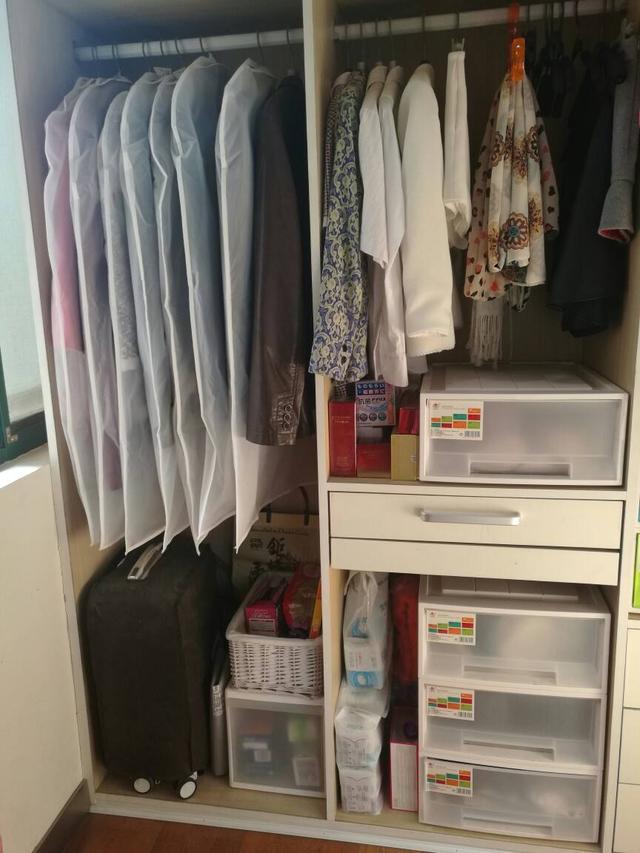 以后我的衣柜就学近藤麻理惠这样整理,整整齐齐,还能腾出大空间