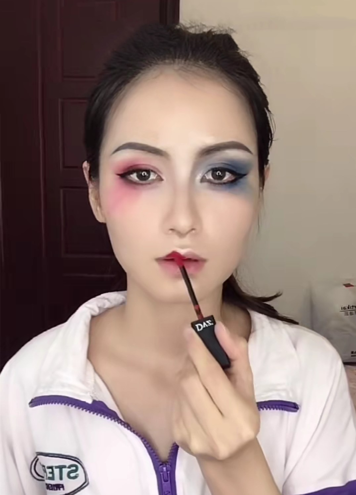 初中生仿妆"小丑女",第一眼:别毁我女神,成品:谁给的勇气?