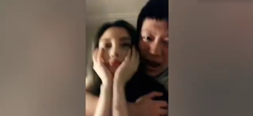李小璐屁几万亲密视频曝光,饭前谨点,会吐!