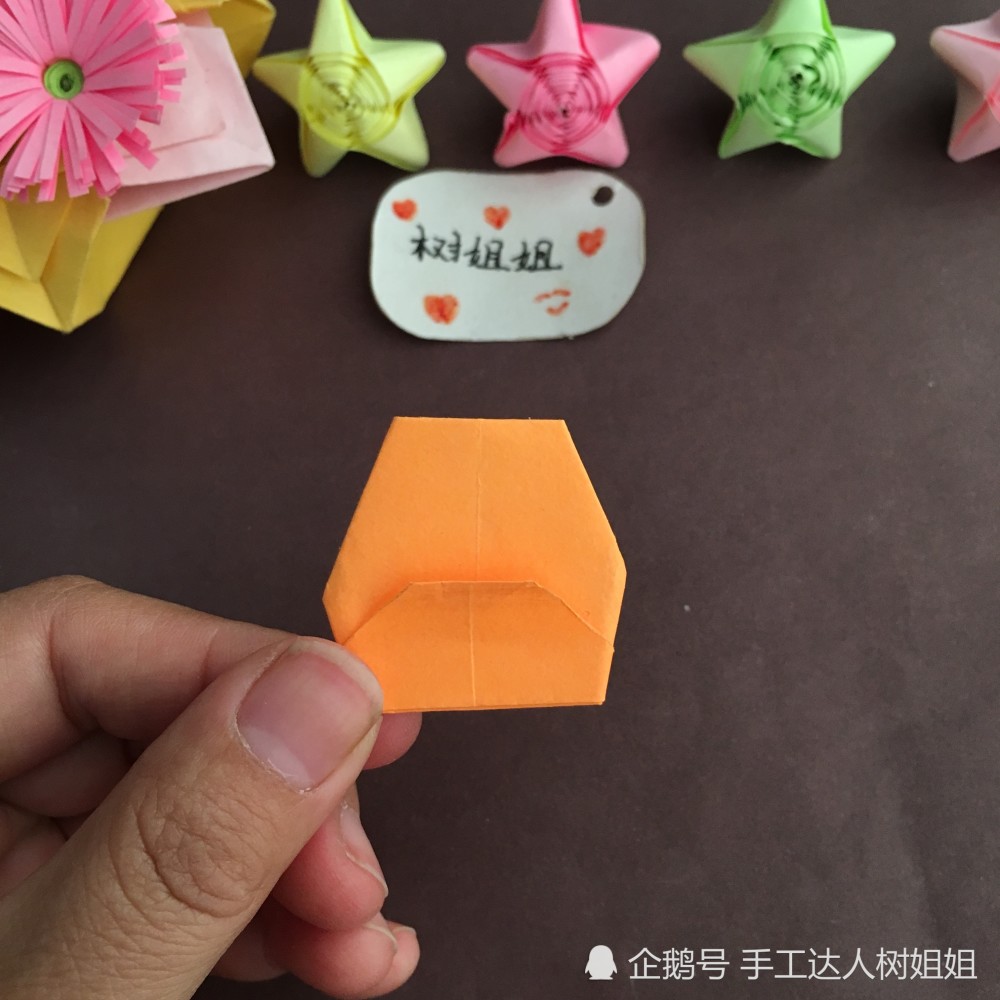 玩具折纸:龙猫指头套的折法,真的很好玩哦