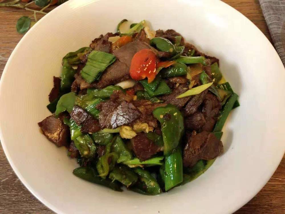 回锅牛肉
