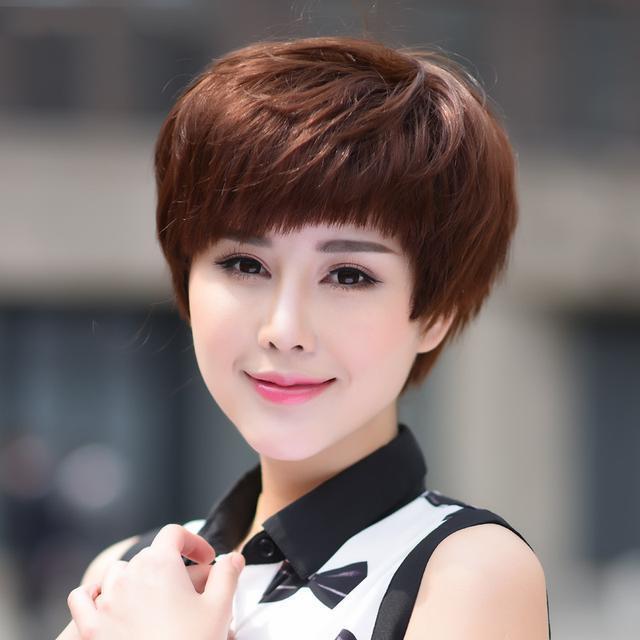 四五十岁的女人别总去烫头发!这6种发型减龄显年轻,第